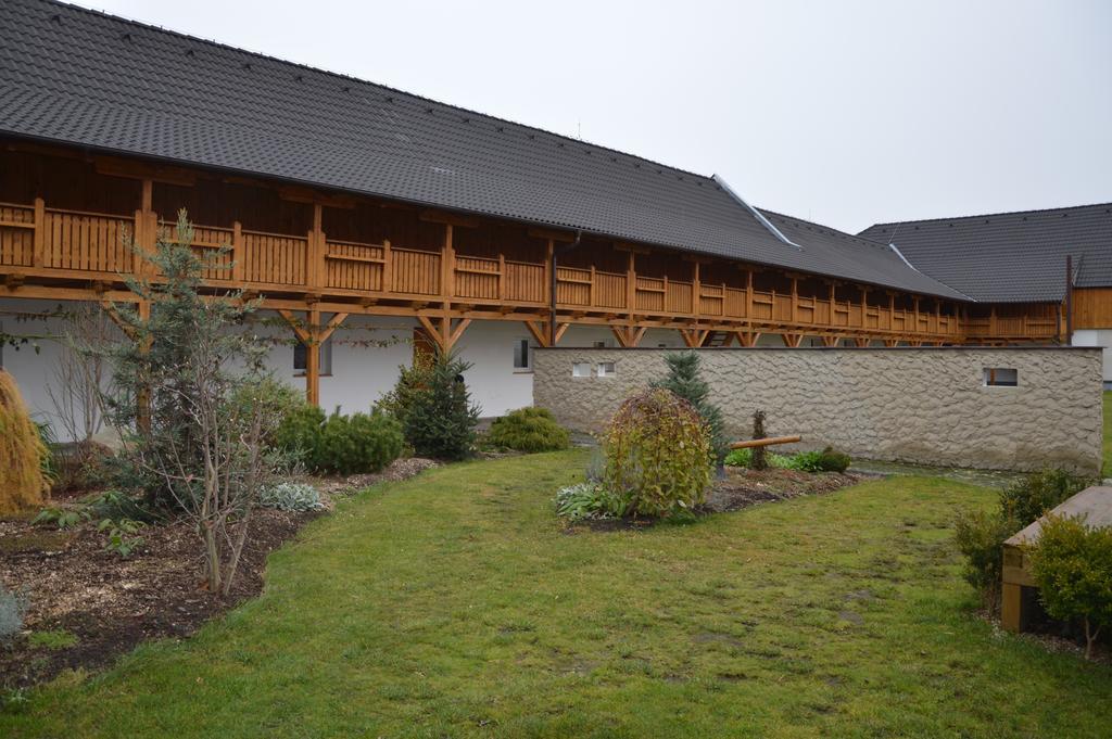 Statek 3 - Wellness & Spa Hluboká nad Vltavou Exterior foto